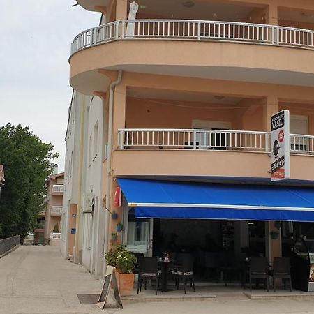 Pansion Matija Bed & Breakfast Medjugorje Exterior photo
