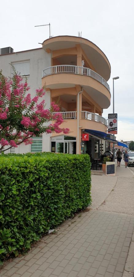 Pansion Matija Bed & Breakfast Medjugorje Exterior photo