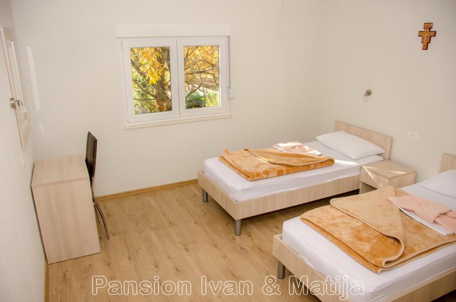 Pansion Matija Bed & Breakfast Medjugorje Exterior photo
