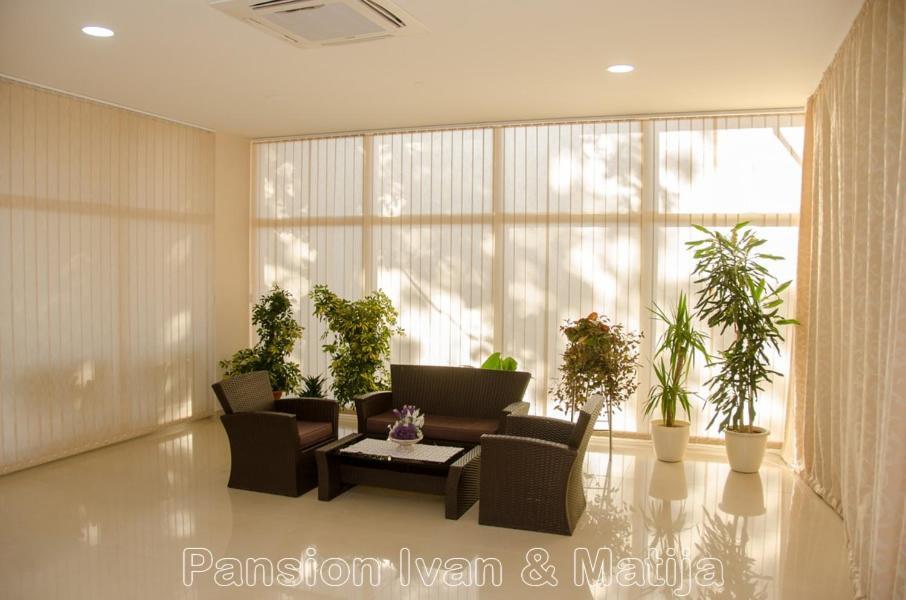 Pansion Matija Bed & Breakfast Medjugorje Exterior photo